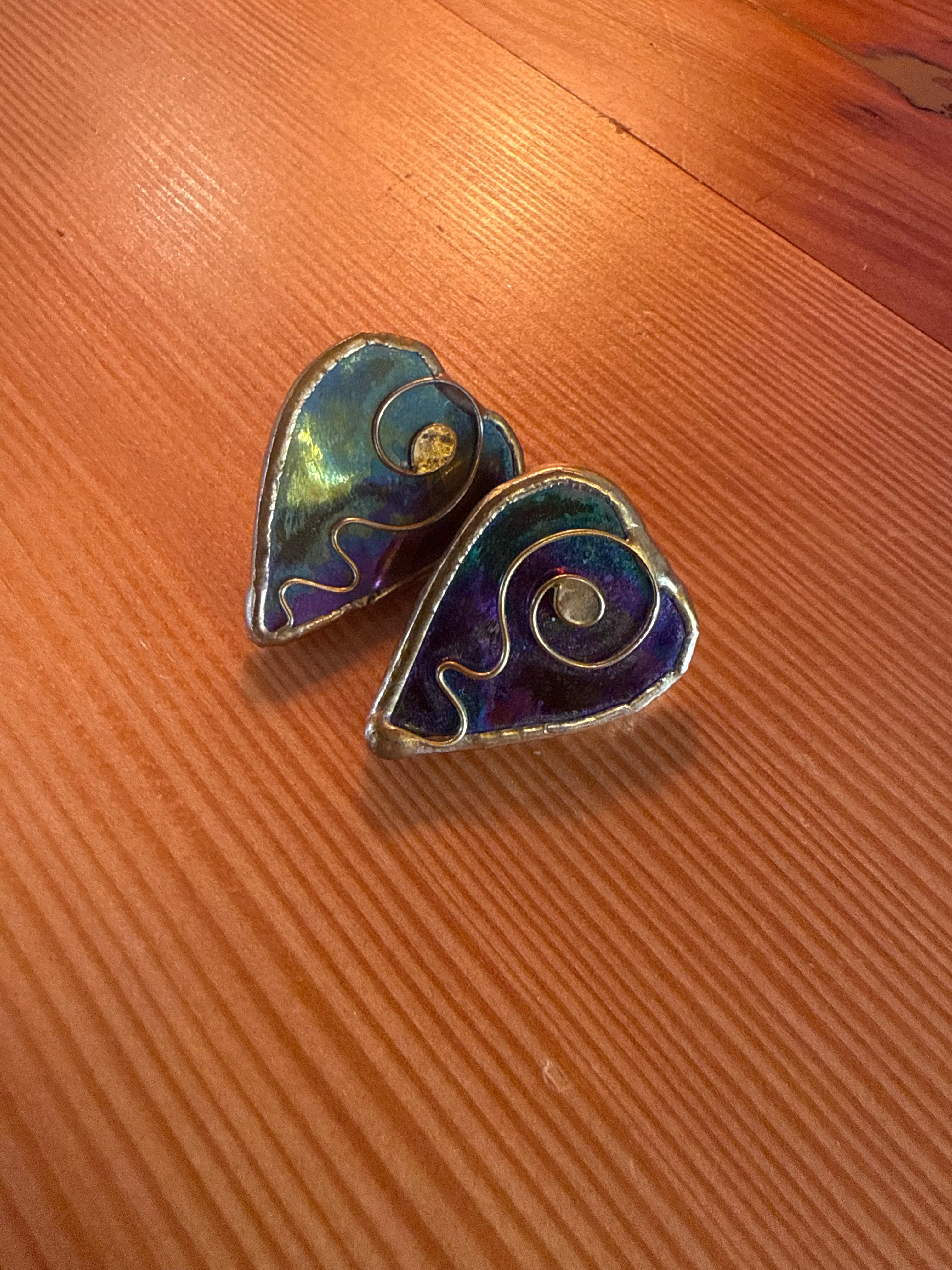 Vintage Glass Heart Earrings with Gold Details