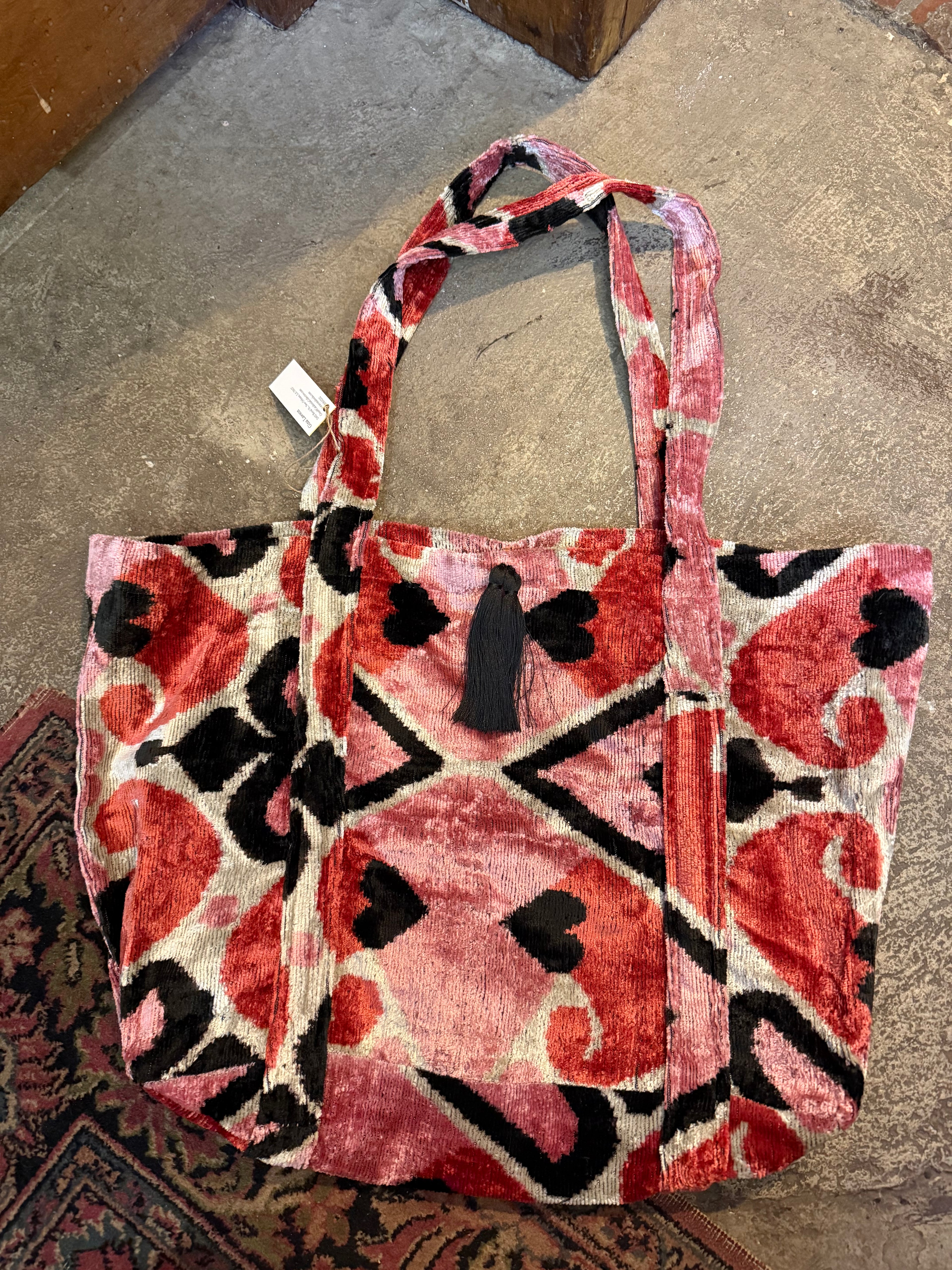 Bazaar Silk Bag Queen of Hearts